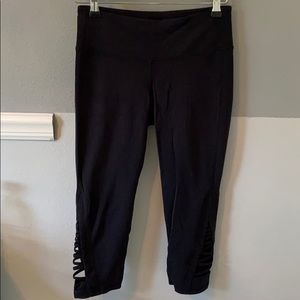 Athleta Capri leggings       #135